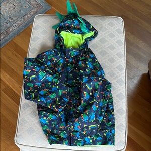 So cute London Fog raincoat, boys 5-6.